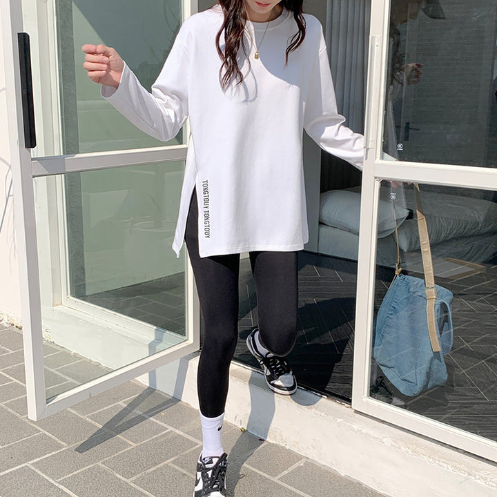 Women's casual long sleeve shirt with asymmetrical cut and all-over design Chic & Stil