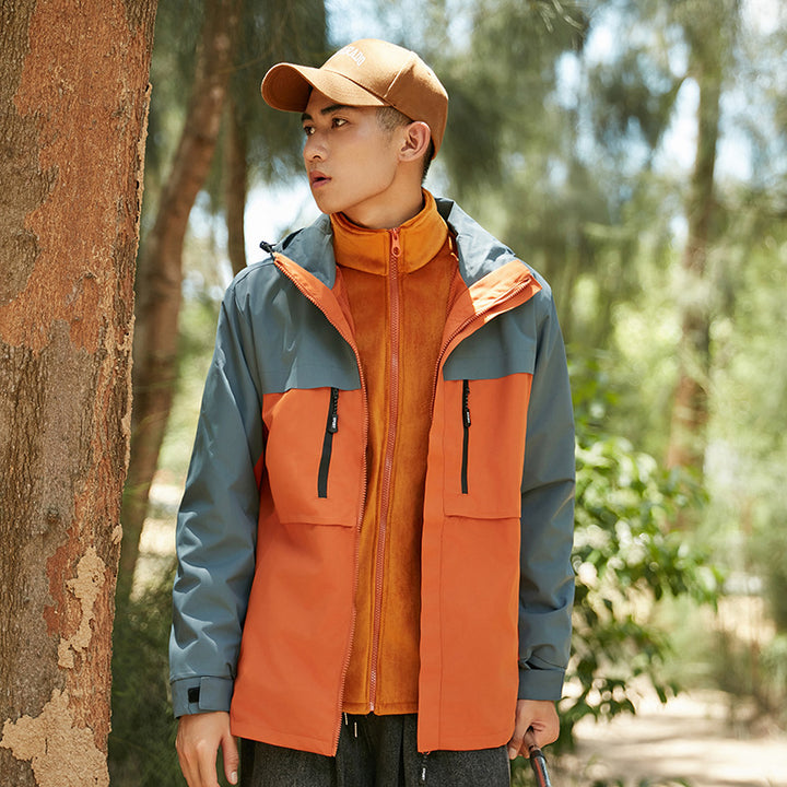 Men's technical outdoor jacket with hood, water-repellent membrane and multifunctional zip pockets Amarae