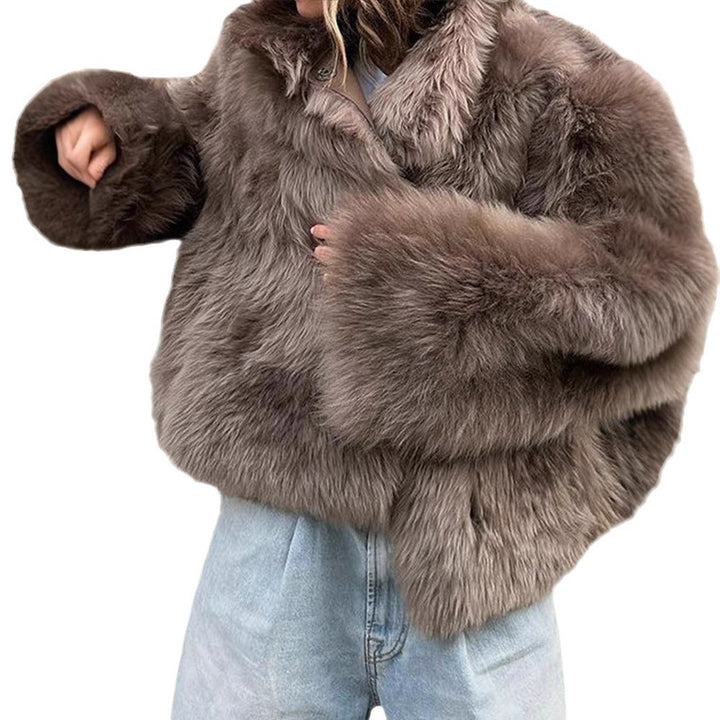 Ladies faux fur coat with high collar and luxurious design Lune London