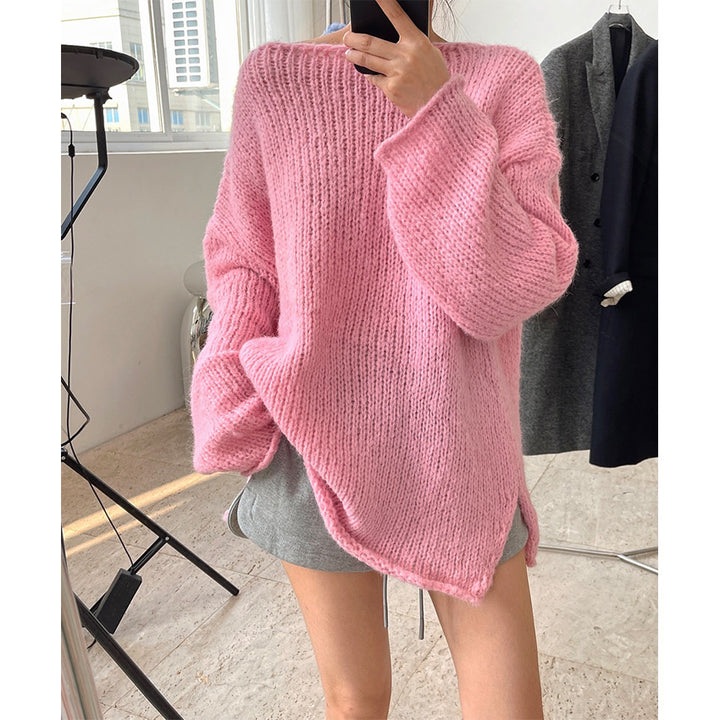 Ladies chunky knit oversized sweater with crew neck and extended hem Amarae