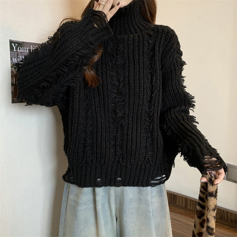 Trendy women's jumper with structured knit pattern and high collar Lune London