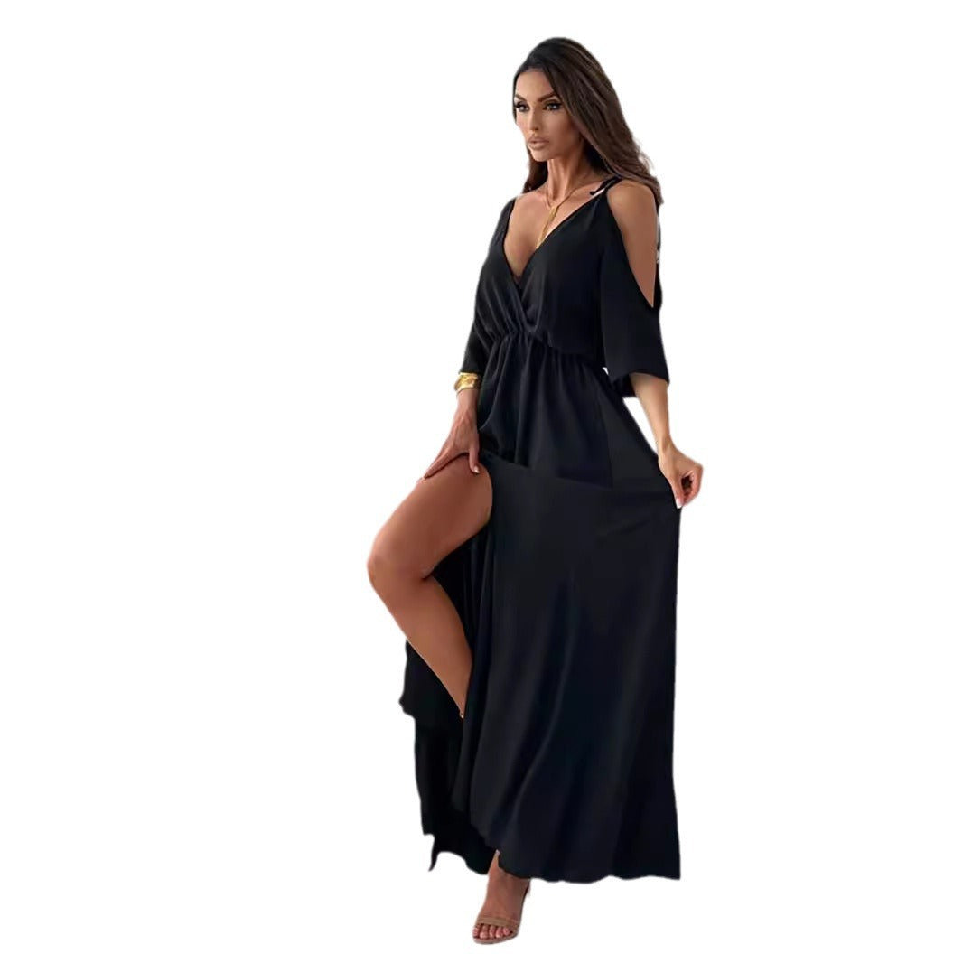 Elegant maxi dress for women with deep V-neck and slit Lune London
