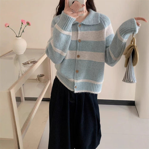 Women's vest with distinctive collar and modern block stripes Amarae