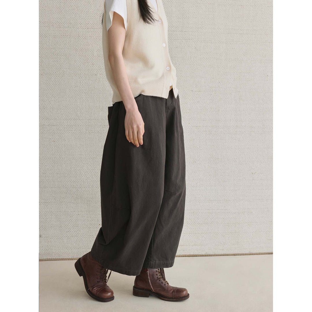 Women's high-waisted culotte pants made of cotton twill with a wide comfort waistband and large side pockets Amarae