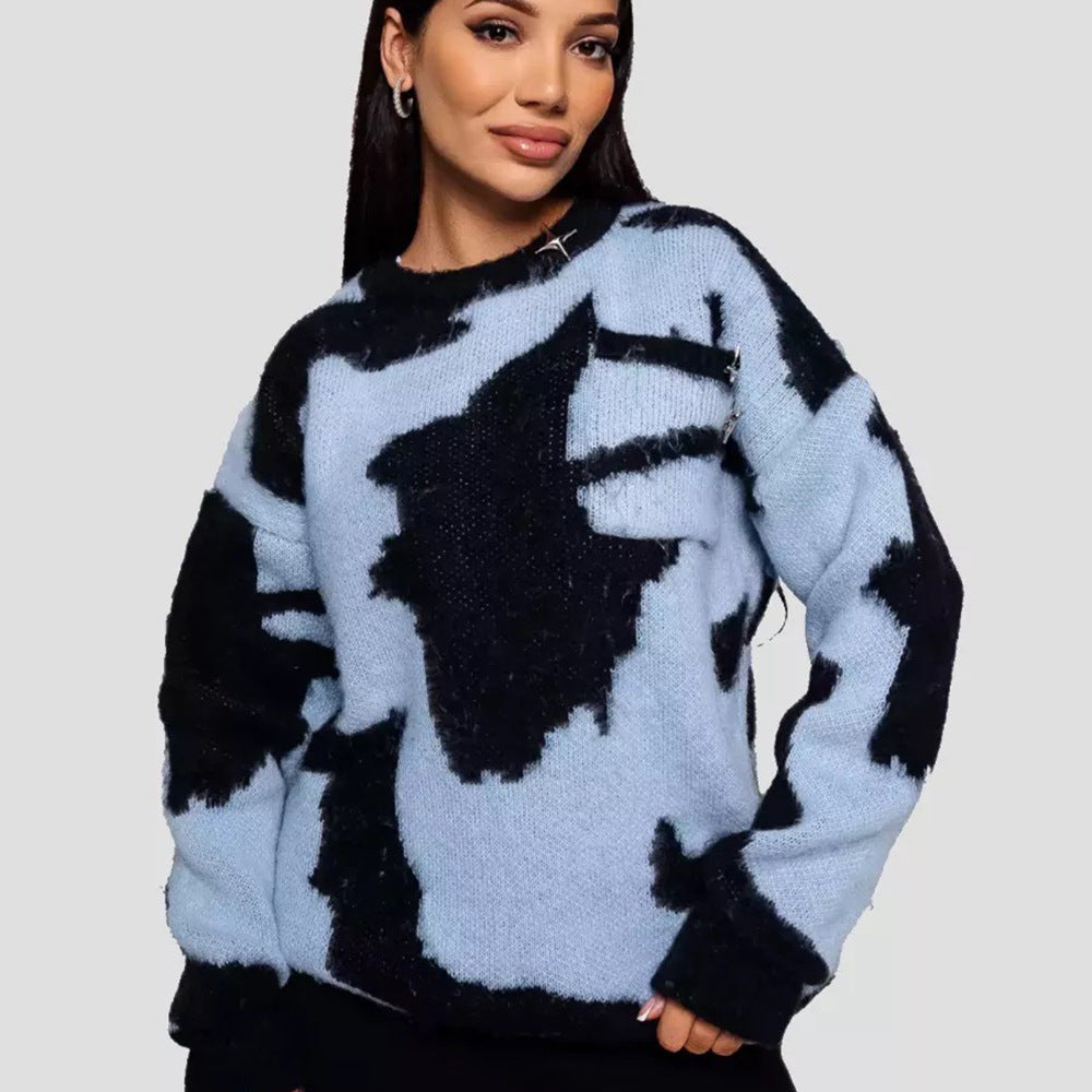 Women modern knit sweater with abstract design and soft texture Chic und Style