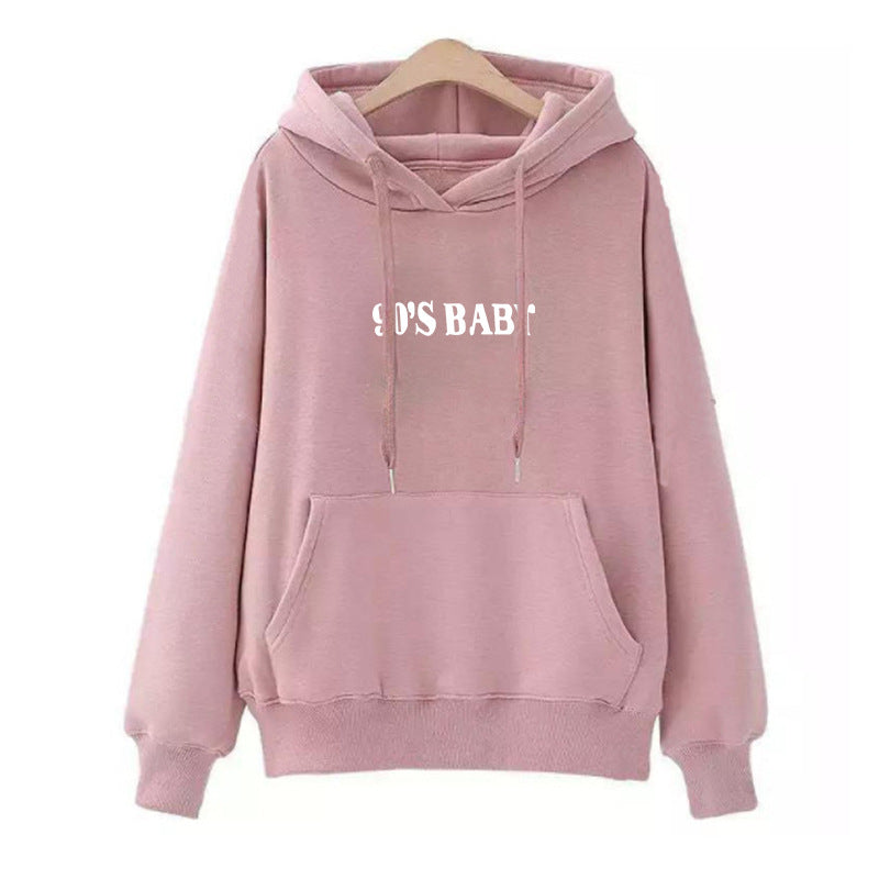 Women's hoodie with eye-catching 90s print Chic & Stil