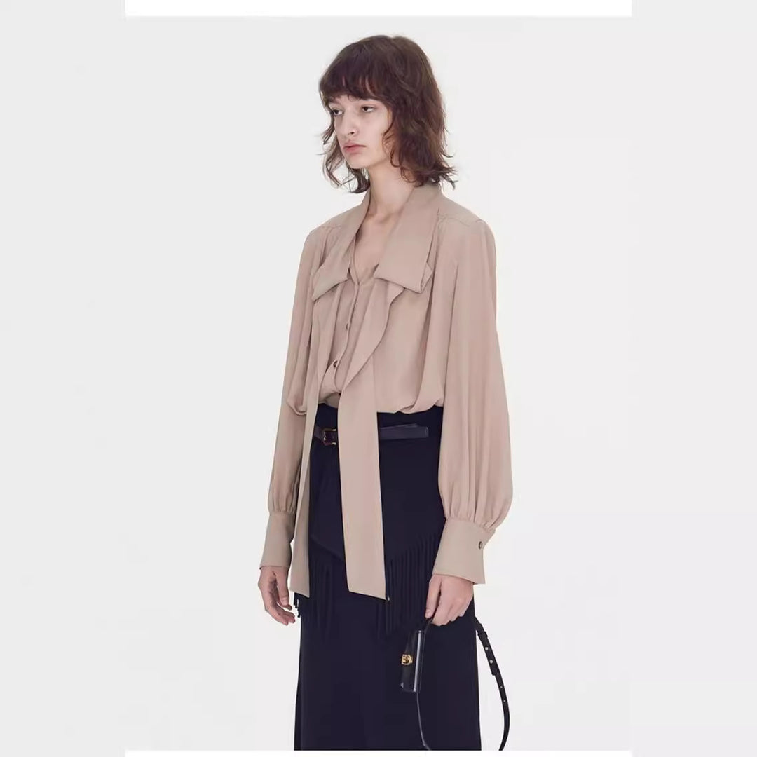 Blouse élégante pour femmes avec ceinture à nouer Chic & Stil
