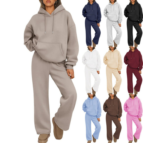 Women's tracksuit with casual cut and practical pockets Amarae