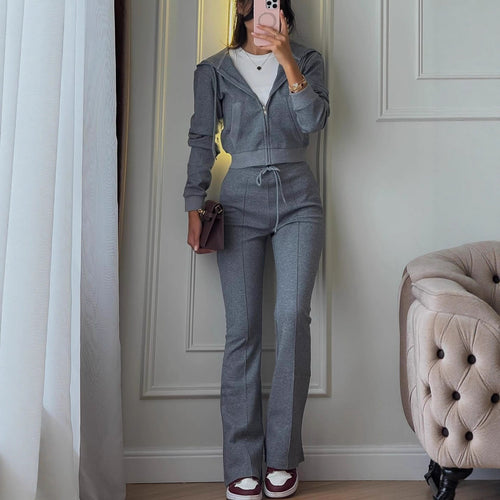 Two-piece sporty set for women with a comfortable hooded jacket and a loose fit Amarae