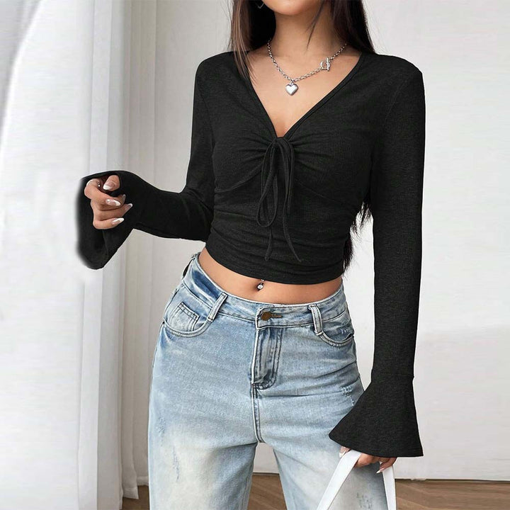 Top court à manches longues pour femmes avec un design de nœud sophistiqué Chic & Stil