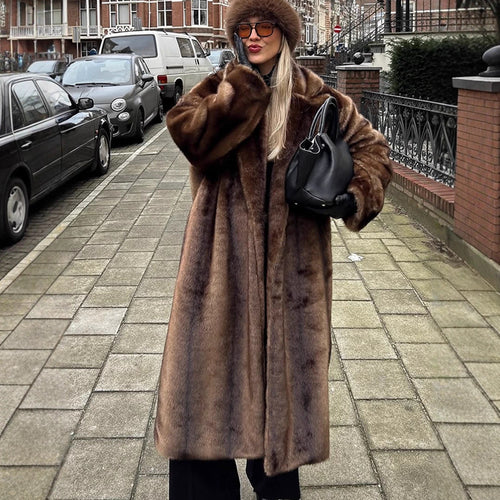 Ladies Luxurious Faux Fur Coat Amarae