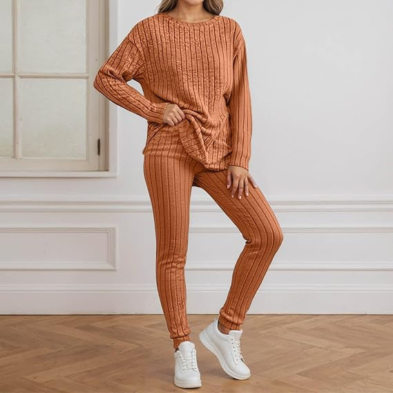 Ensemble tricot confortable pour femme avec texture côtelée Chic & Stil