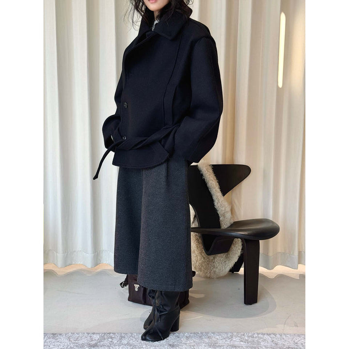 Women High-Waisted Culotte Pants made of Wool Blend with Pleat Amarae