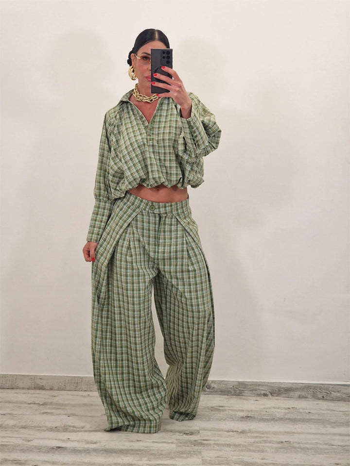 Women's Two-Piece Checked Set with Cropped Oversized Shirt and Wide Pleated Trousers Amarae