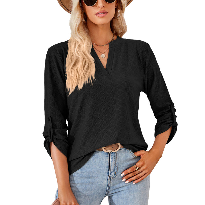 Top woman with V-neck and trendy ruffle details Amarae