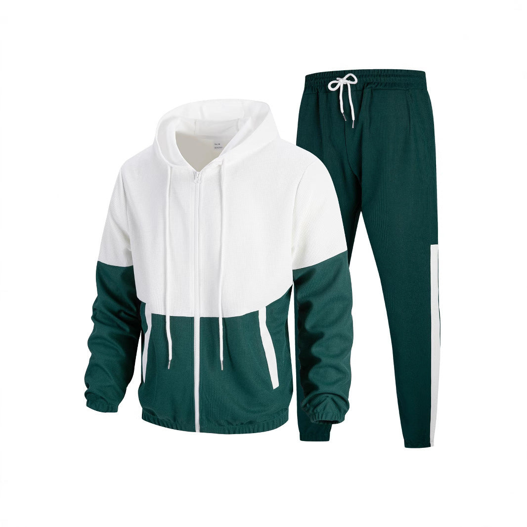 Men's sports set with contrasting fabric textures and practical pockets Lune London