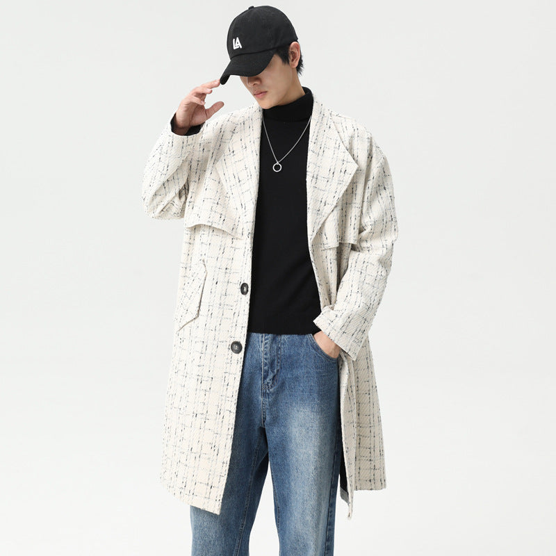 Women checked coat trendy with an elegant cut Lune London