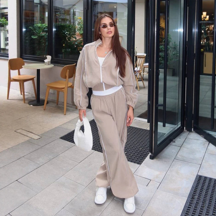 Women's two-piece sporty leisure set with zip bomber jacket and wide jogger Amarae
