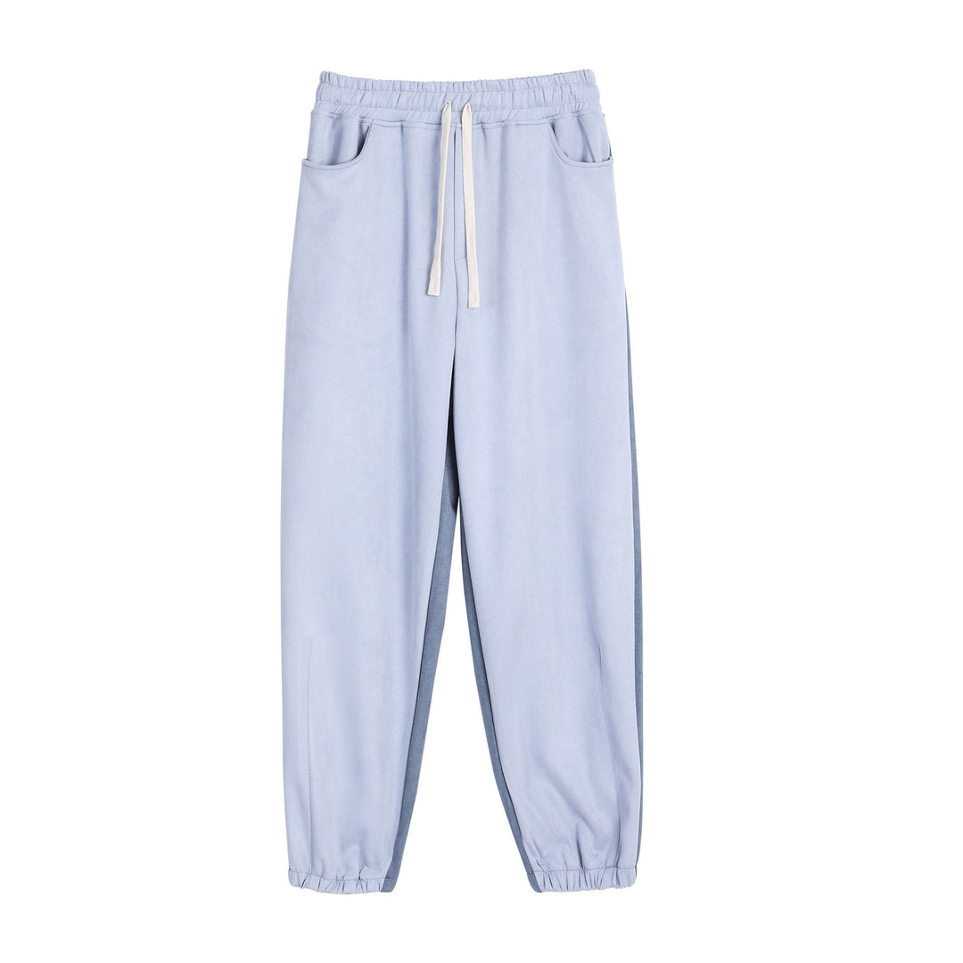 Comfortable women's jogging pants with elastic waist and side pockets Lune London
