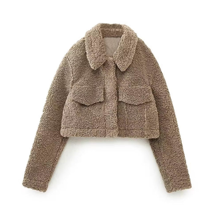 Women's Short Teddy Jacket in Sheepskin Look with Wide Collar and Patch Pockets Amarae