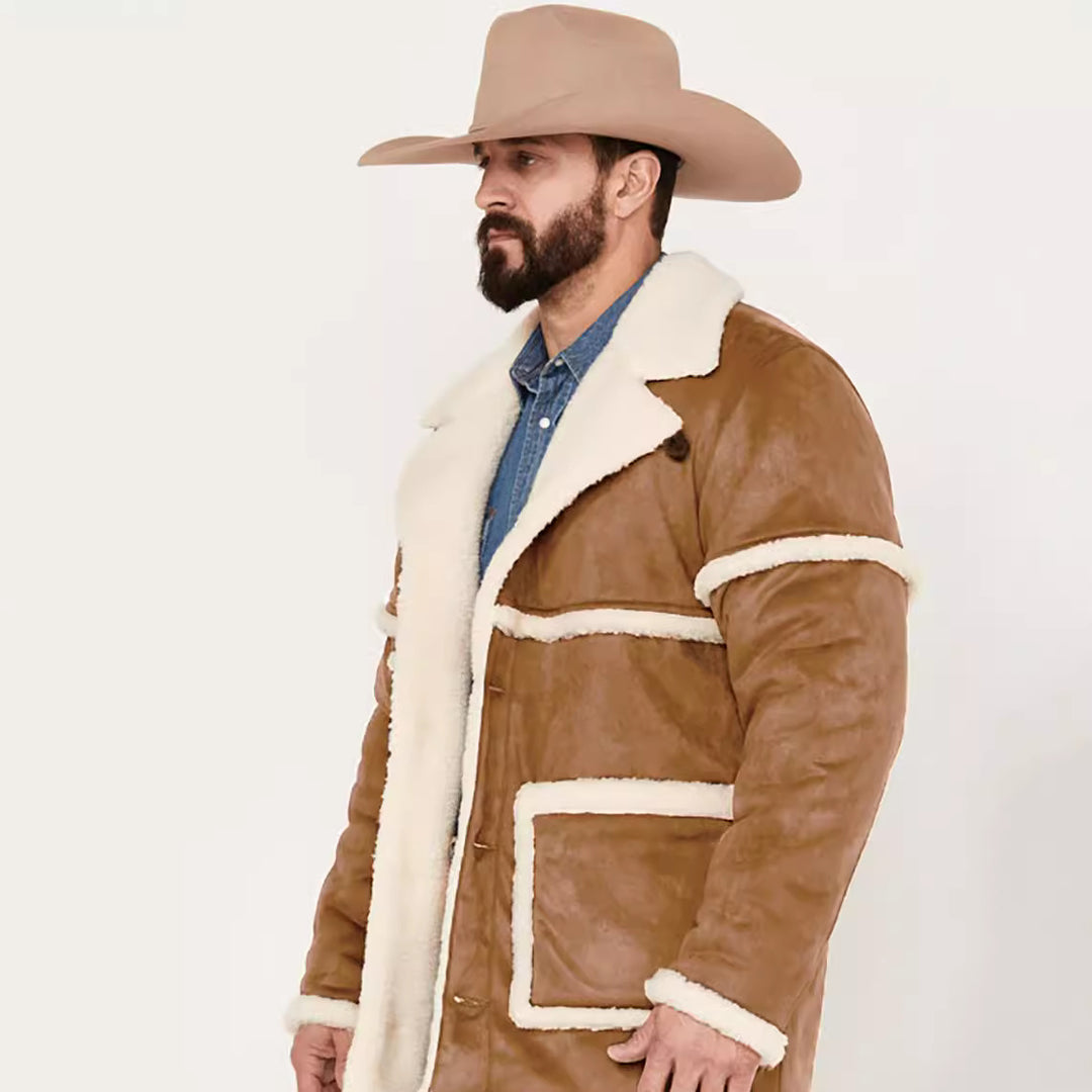Sheepskin jacket for men with large collar and practical pockets Lune London