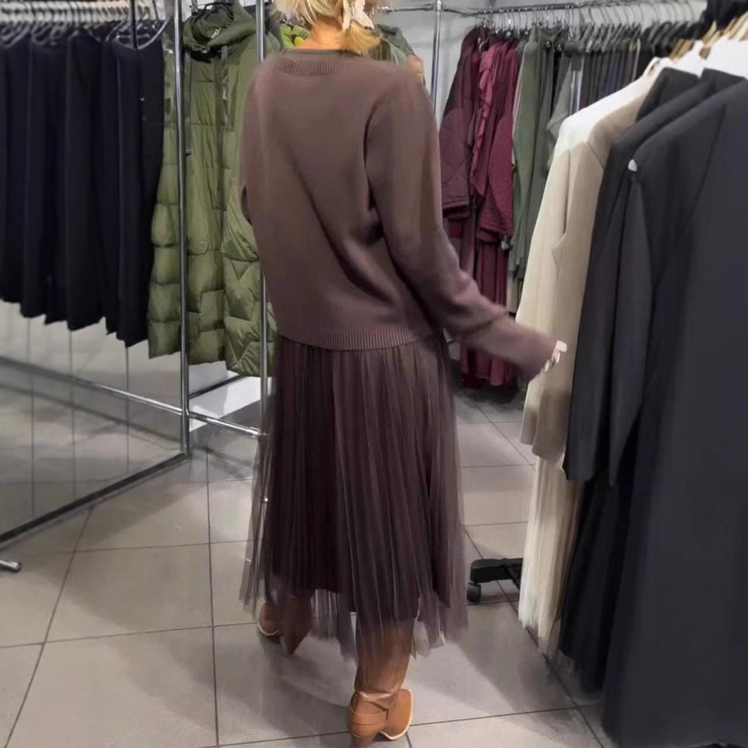 Women's trendy, asymmetrical sweater with draping Chic & Stil
