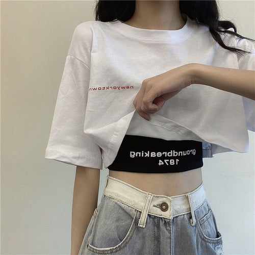 Women’s Cropped Tank Top with modern lettering and figure-hugging cut