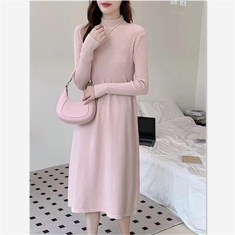 Ladies Elegant maxi dress with high collar and elastic waist Lune London