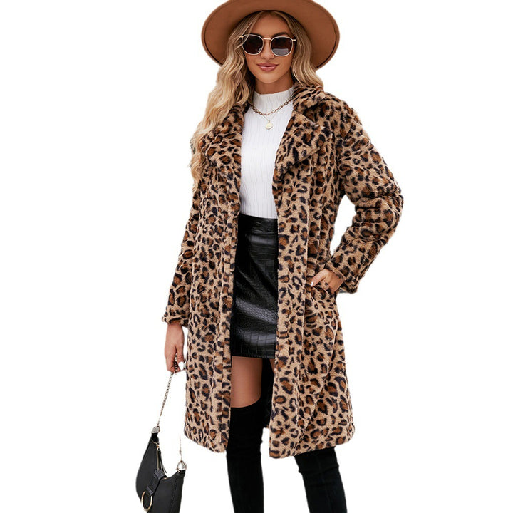 Ladies Plush Leopard Coat with Elegant Lapel Lune London