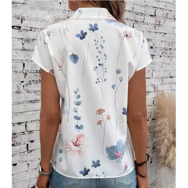 Blouse for women with floral pattern and unique button detail, short sleeves Lune London