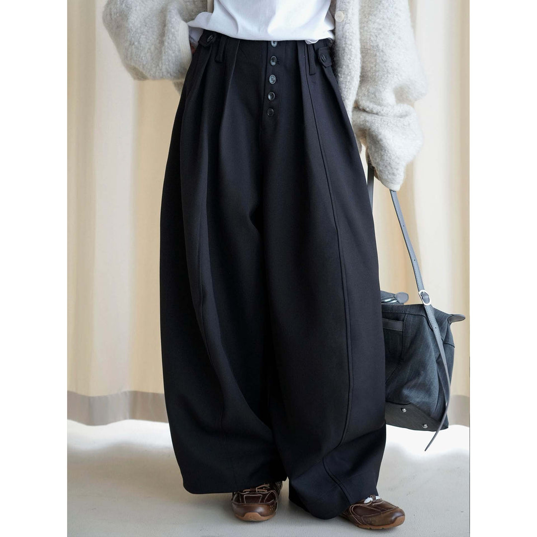 Women wide pants with high waist and decorative button placket Amarae