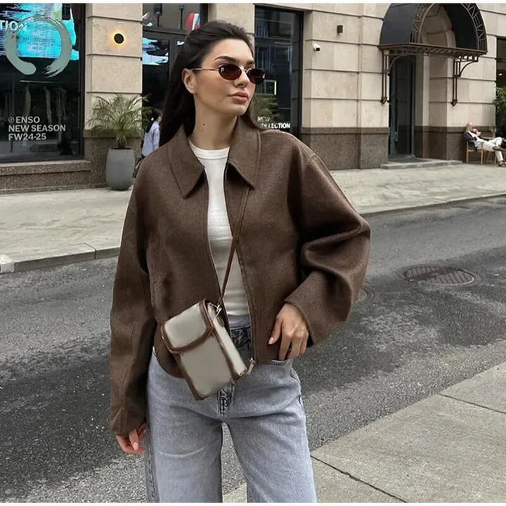 Casual fleece jacket for women with high collar and practical pockets Lune London