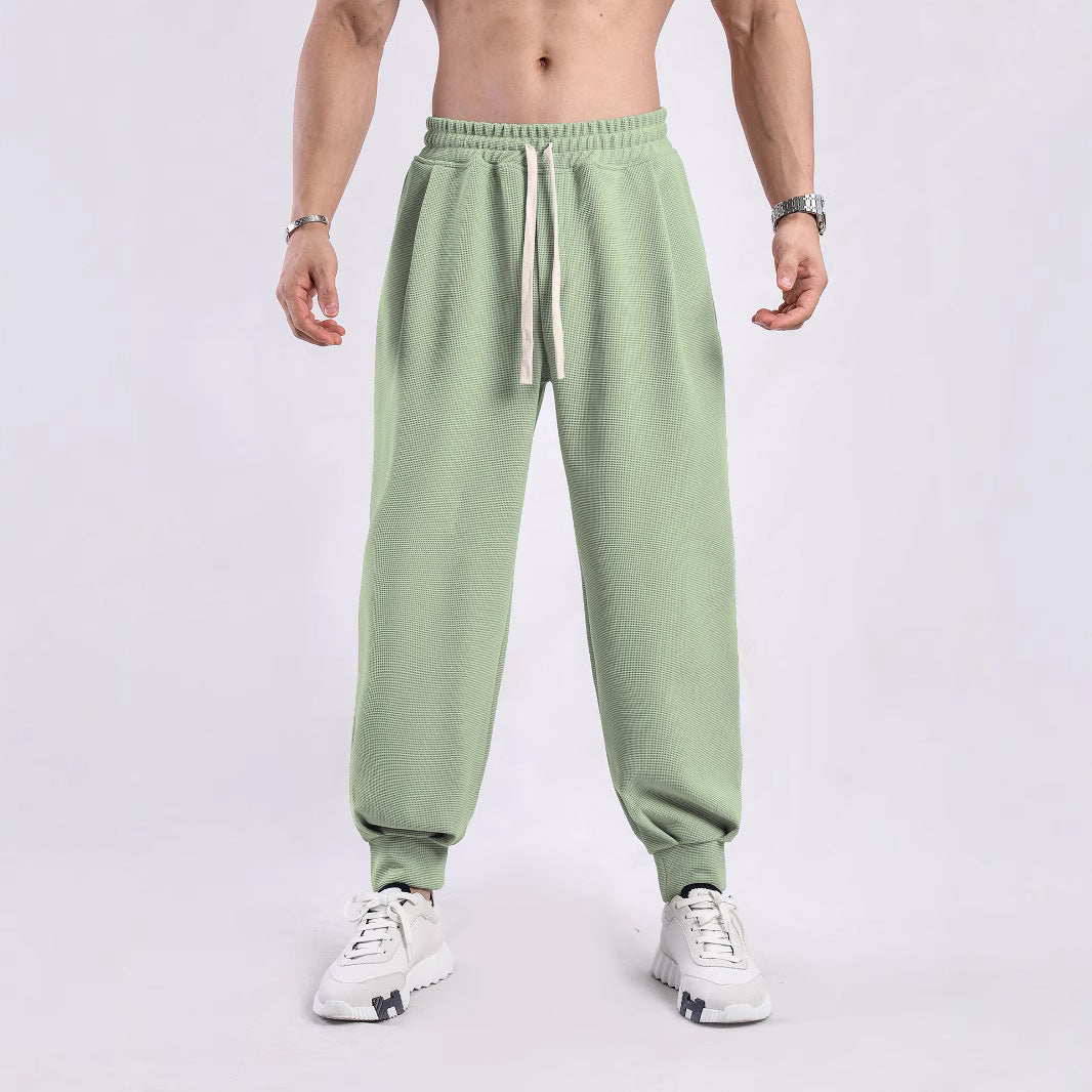 Casual men's jogging pants with elastic waistband and side pockets Lune London