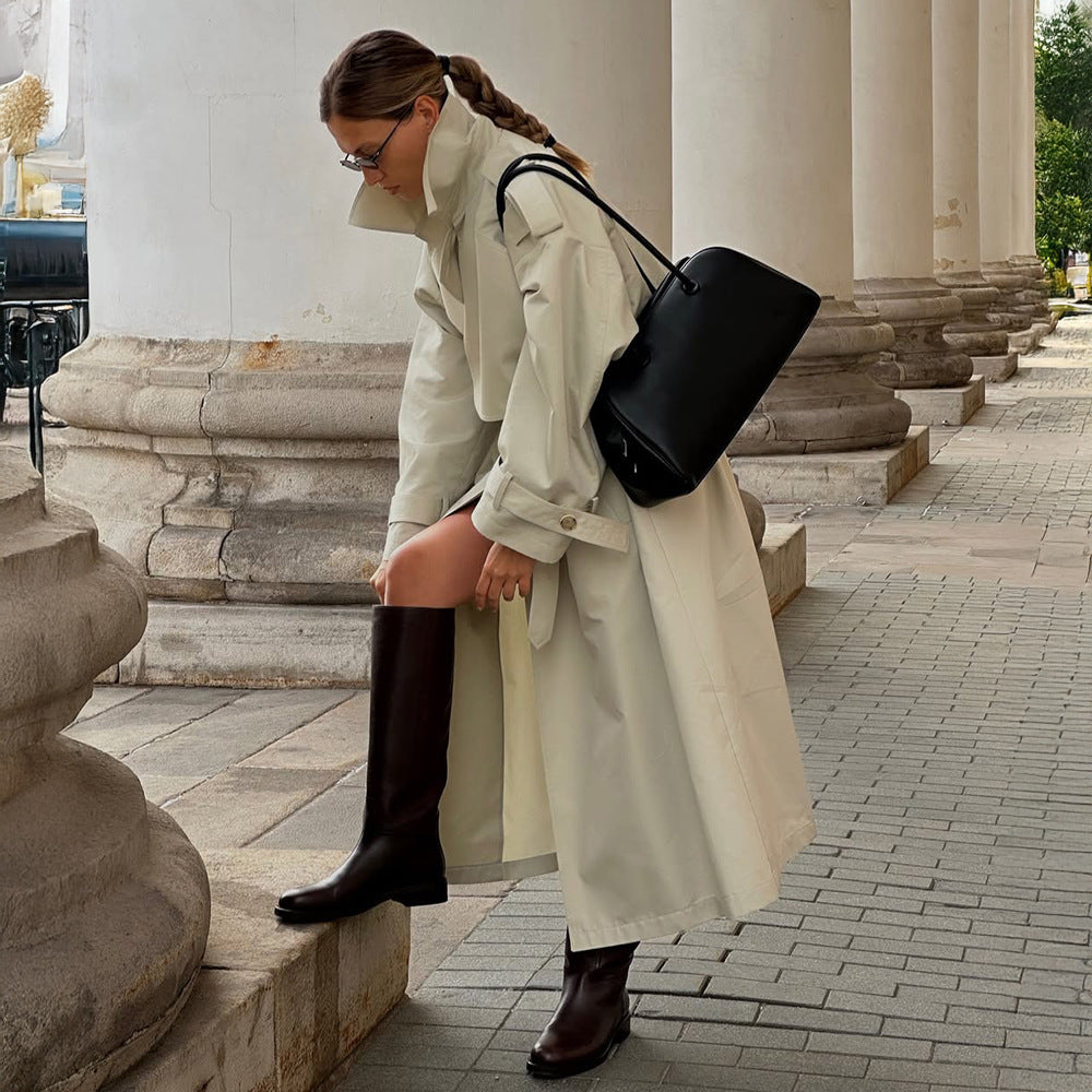 Fashionable trench coat for ladies with wide belt and wide sleeves Lune London