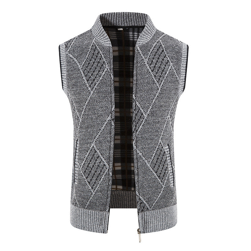 Men's knitted cardigan with a modern cable pattern and a practical zipper Lune London