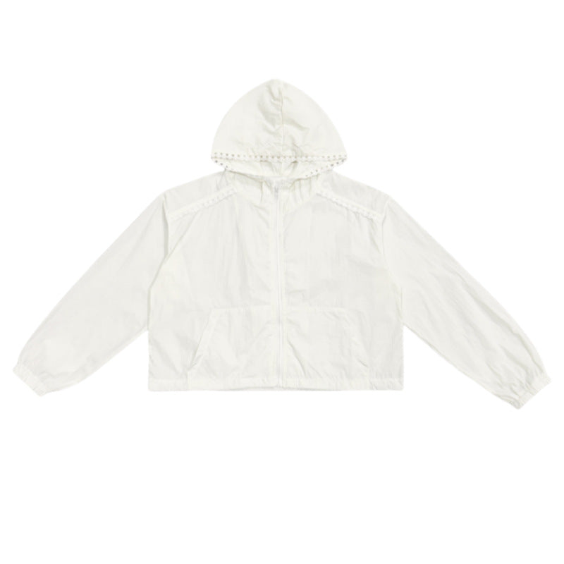 Veste courte à la mode pour femmes avec col à capuche réglable Chic & Stil