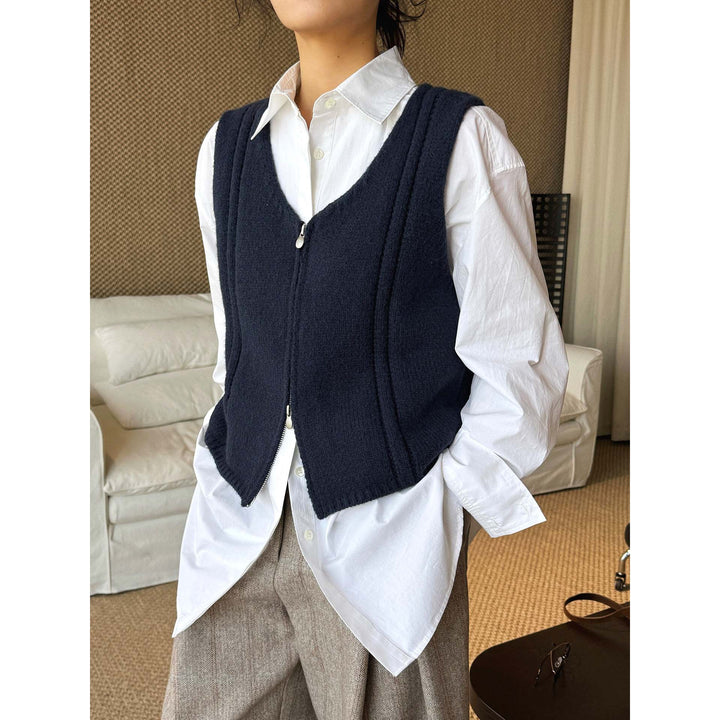 Ladies Ribbed Knit Vest with Front Zipper and Insert Pockets Amarae