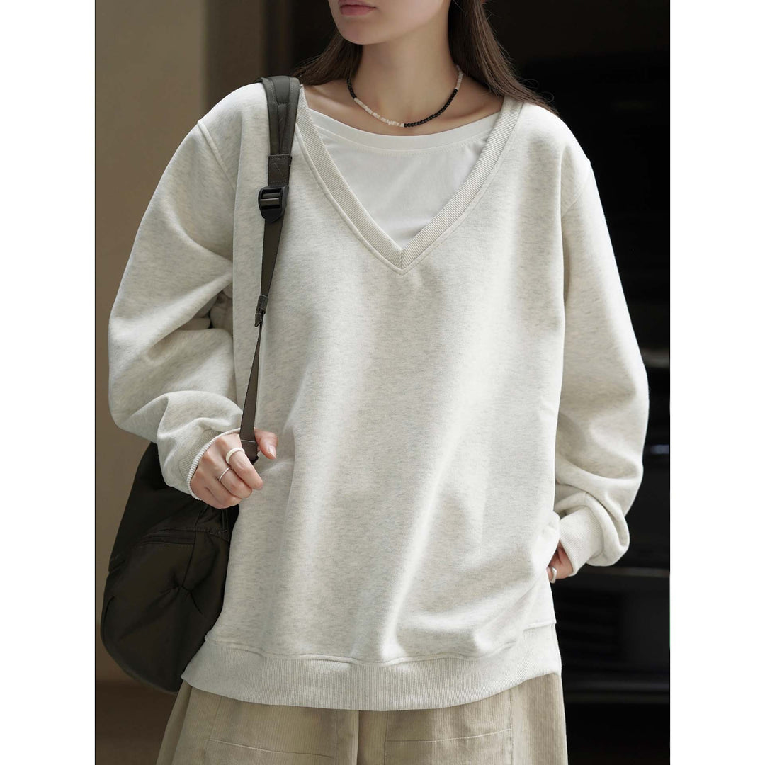 Women's V-Neck Sweatshirt in Relaxed Fit made of Cotton Mix Amarae