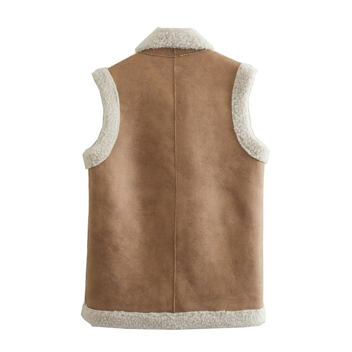 Women's faux fur vest with elegant button details Lune London