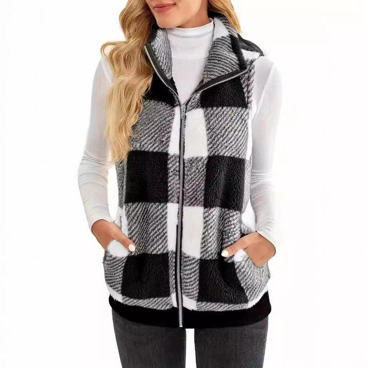 Women plaid fleece gilet with practical pockets Amarae