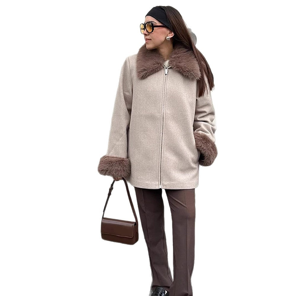 Women's elegant short coat made of wool blend with detachable woven fur collar and concealed two-way zipper Amarae