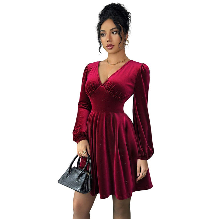 Robe à manches courtes pour femme avec des manches bouffantes élégantes et un décolleté en V Chic & Stil