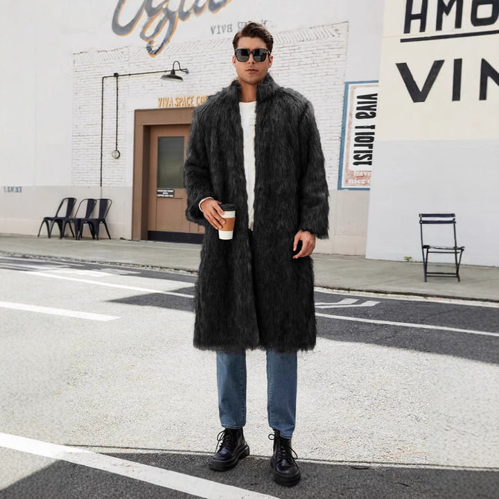 Men Elegant and Cozy Long Coat in Faux Fur Lune London