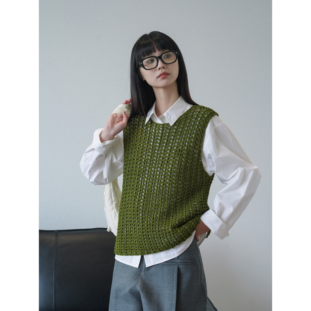 Women Crocheted Chunky Knit Vest in Layering Style made of Cotton Blend Amarae
