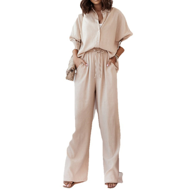 Ensemble décontracté femme deux pièces avec chemise douce et pantalon confortable Chic & Stil