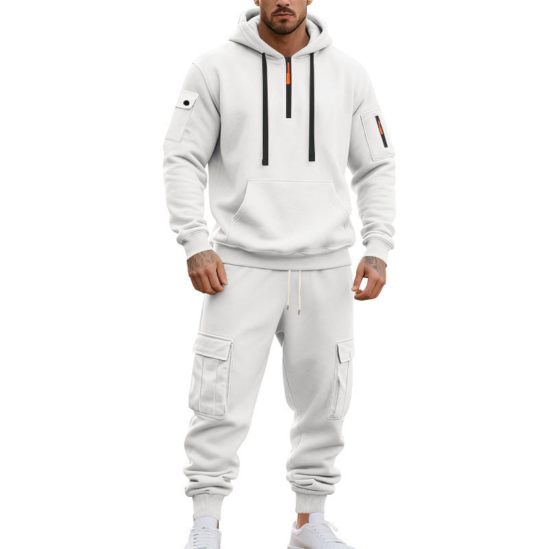 Casual outfit for men with practical pockets and zipper Lune London