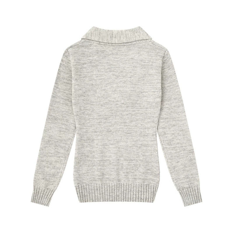 Women’s fine knit pullover with shawl collar, V-neck and decorative buttons Amarae