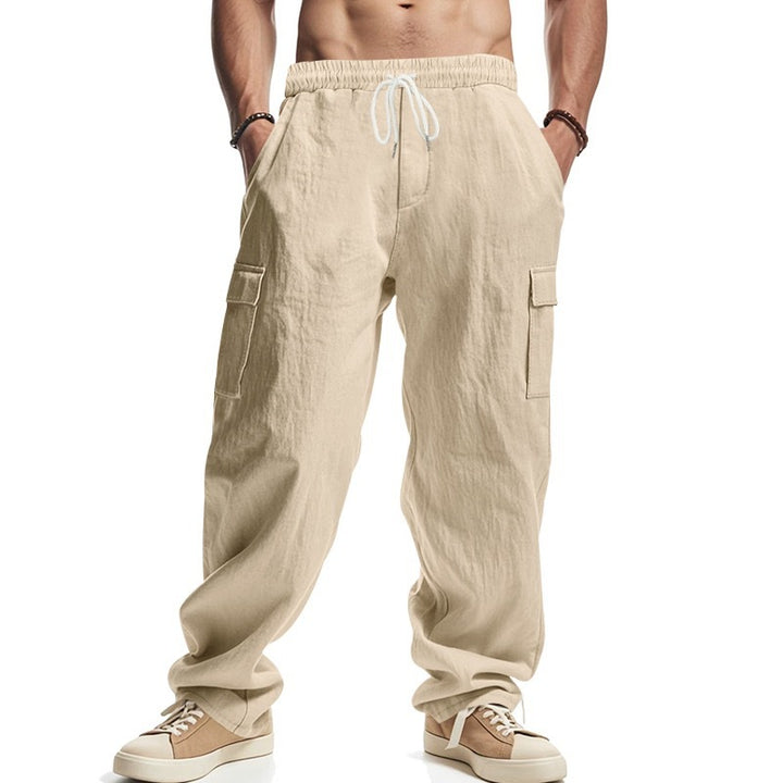 Men's cargo pants in practical and breathable material Lune London