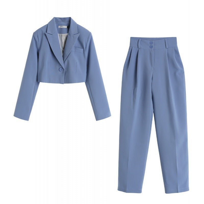 Ensemble Blazer-Pantalon Élégant et Moderne pour Femmes Chic & Stil