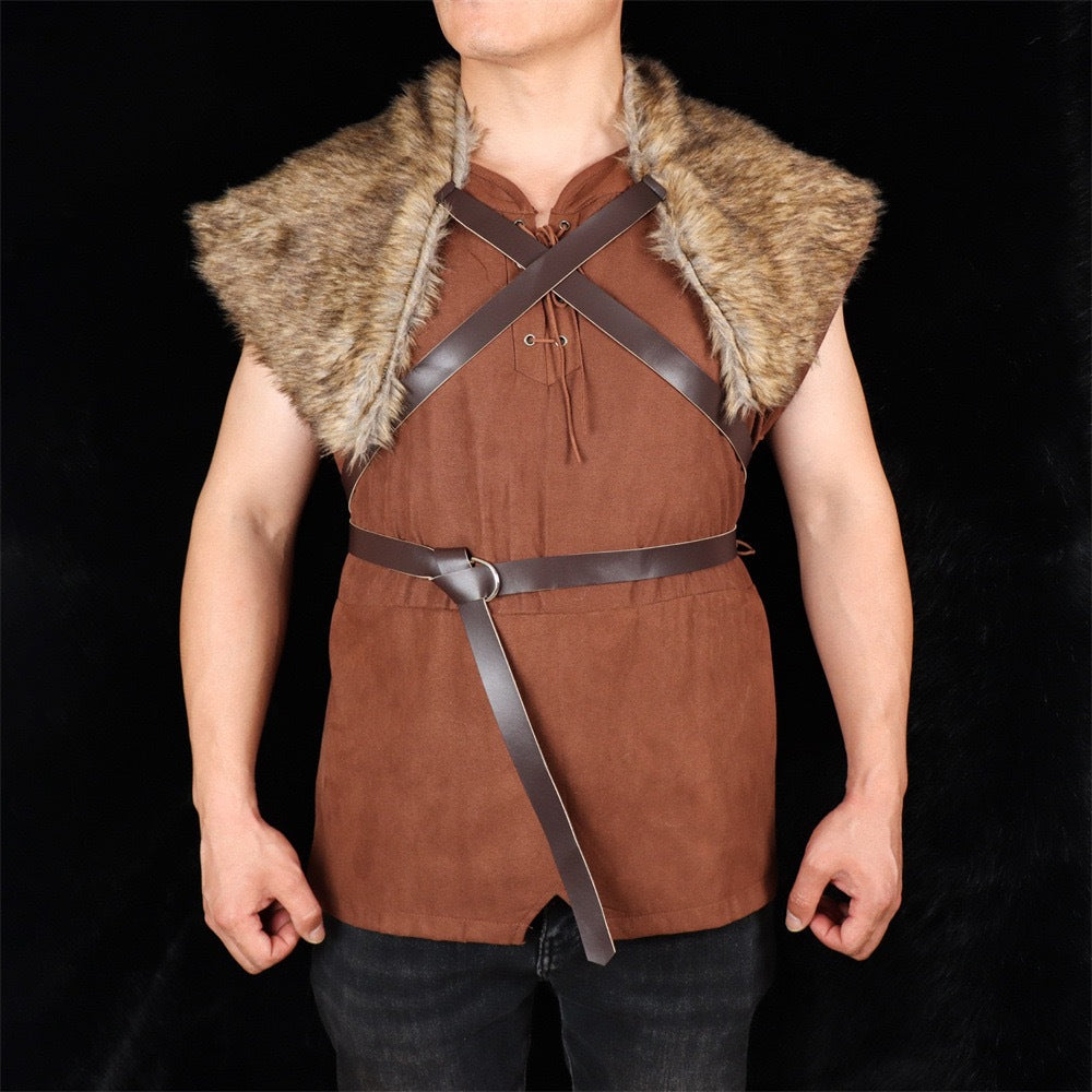 Men's shoulder cape made of faux fur with buckle closure and rustic Viking look Amarae
